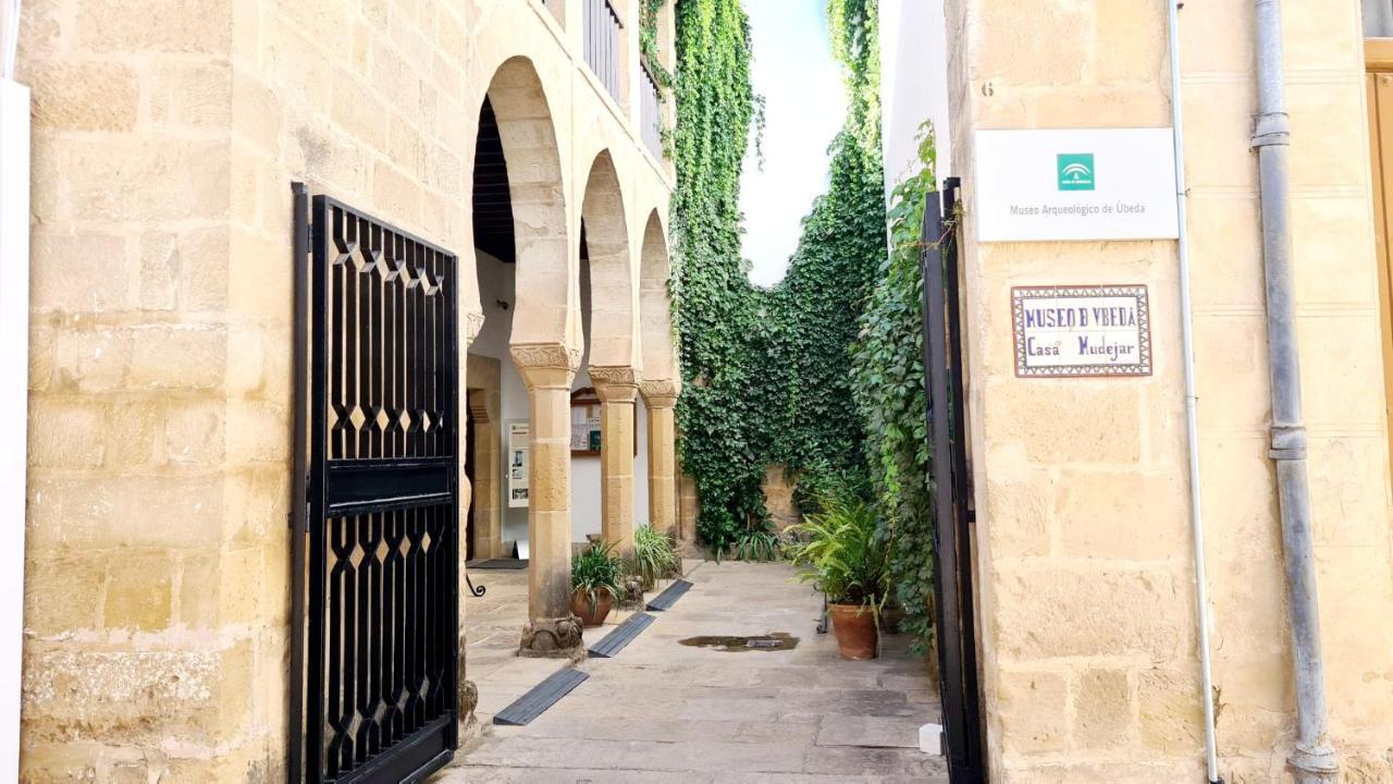 Vivienda Turistica Cervantes Úbeda Extérieur photo